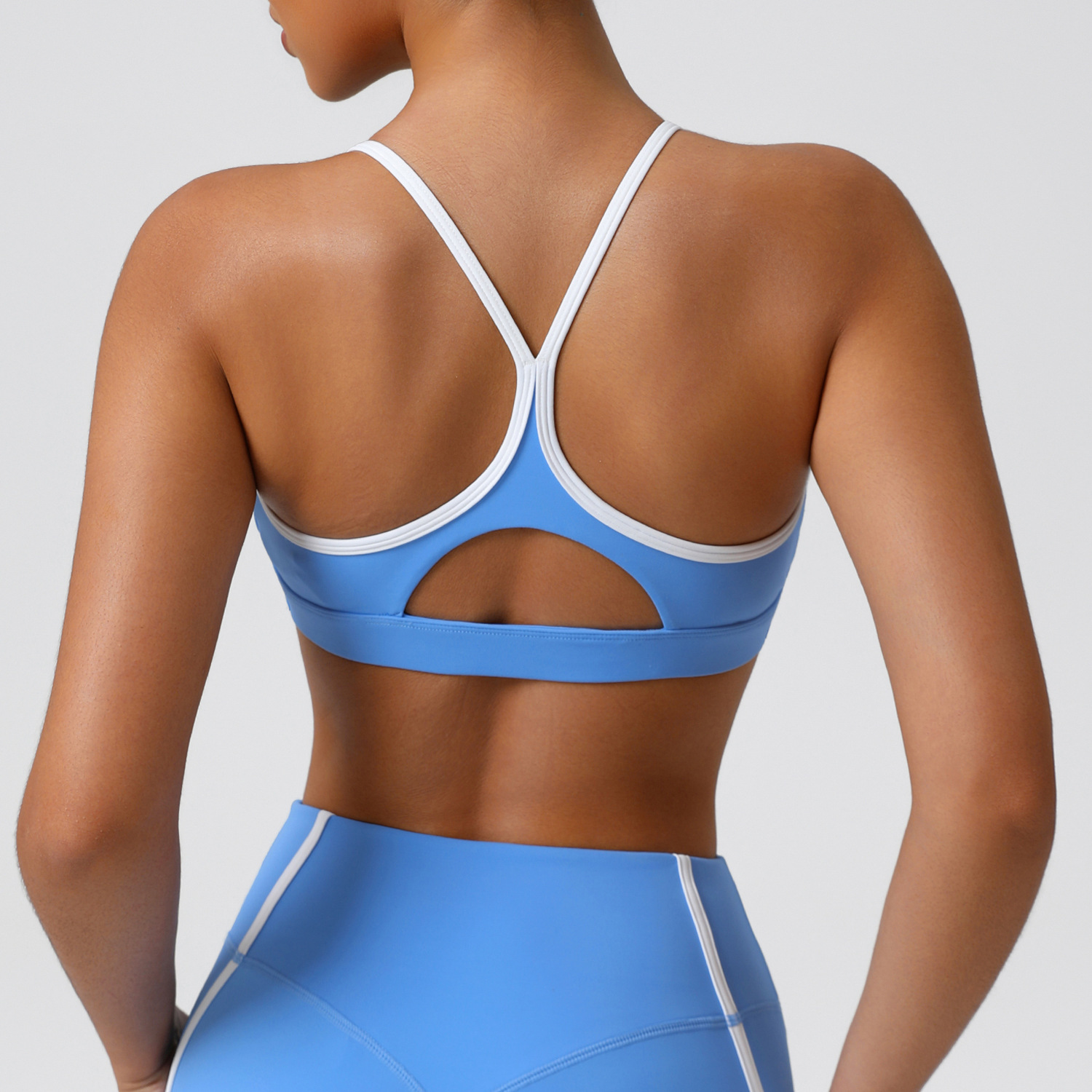 Sports Bra Racerback - ملابس داخلية رياضية ناعمة ومرنة للنساء،