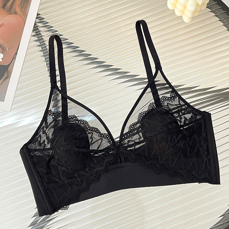 T Shirt Bra Seamless - توب قصير دانتيل مثير بفتحة صدر