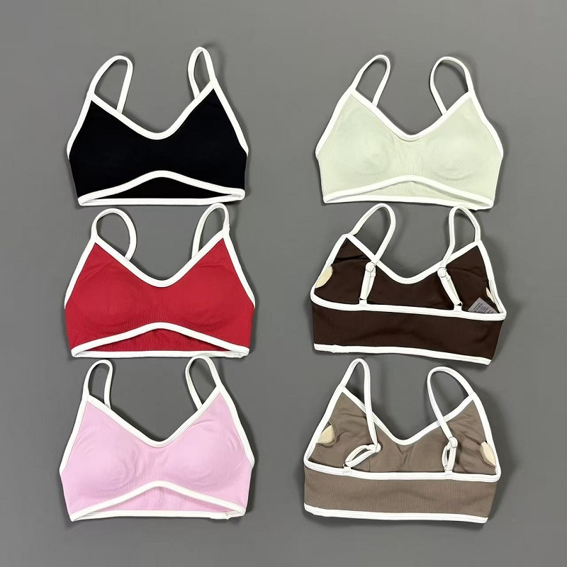 Sports Bra Racerback - حمالة صدر رياضية نسائية بخطوط متباينة