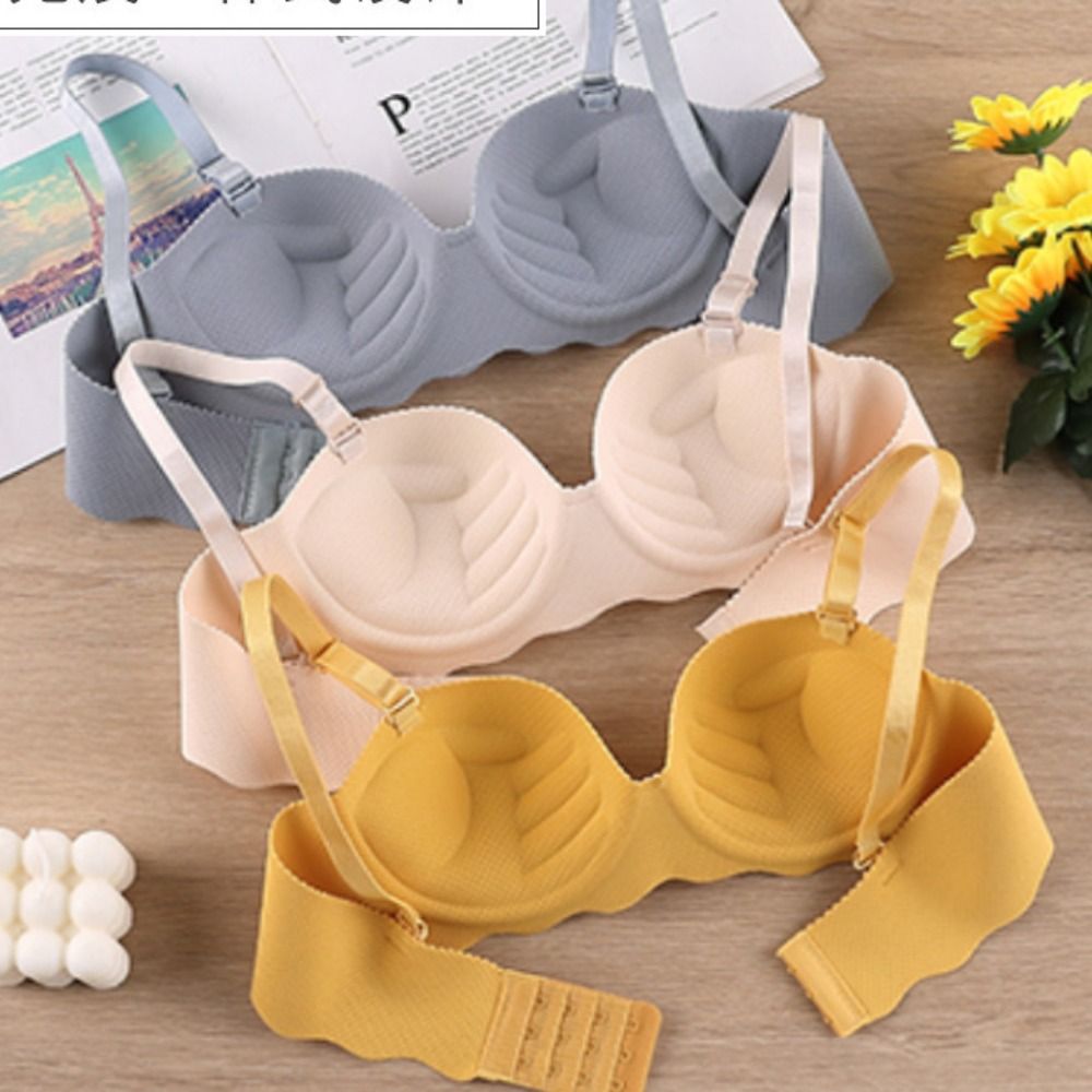 حمالة صدر مريحة وجذابة بدون خي - مراجعة Wirefree Bra Comfort وسعره