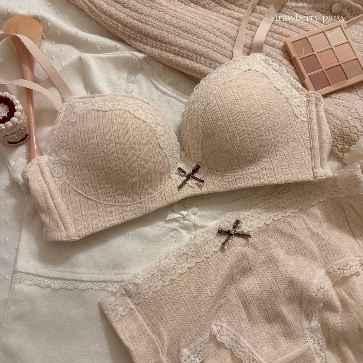 في سن المراهقة مثير الدانتيل ا - مراجعة Cotton Bra Everyday وسعره