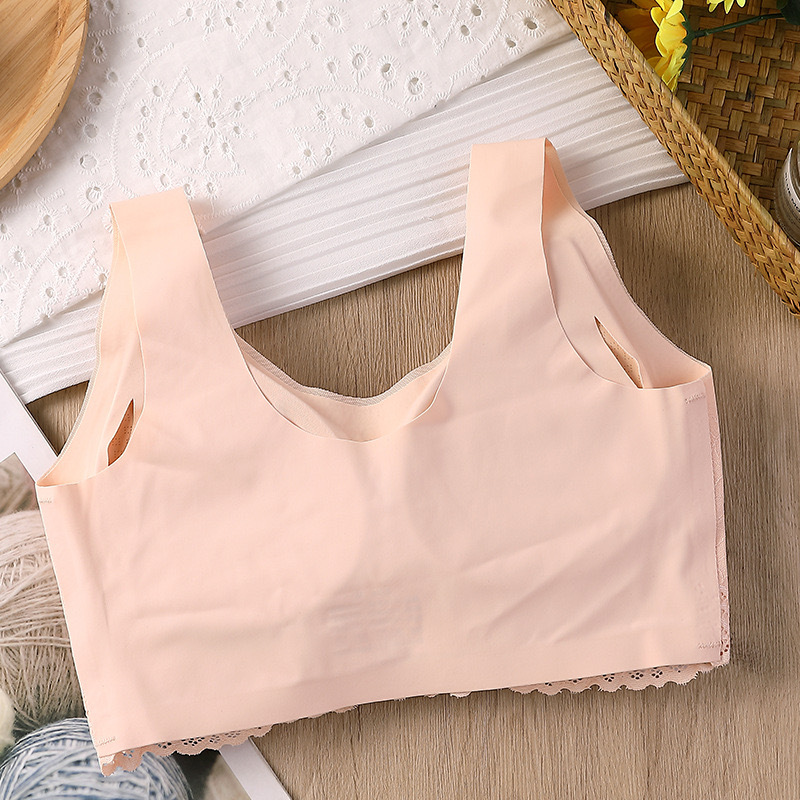 حمالة صدر من اللاتكس قابلة للت - مراجعة Lace Bralette Set وسعره