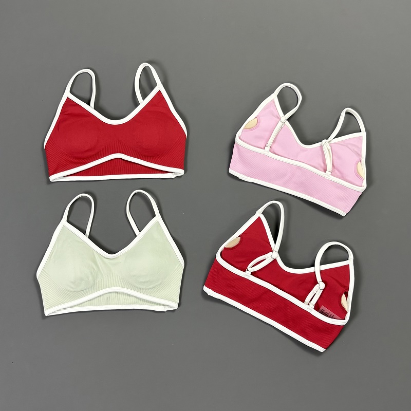 حمالة صدر رياضية نسائية بخطوط  - مراجعة Sports Bra Racerback وسعره