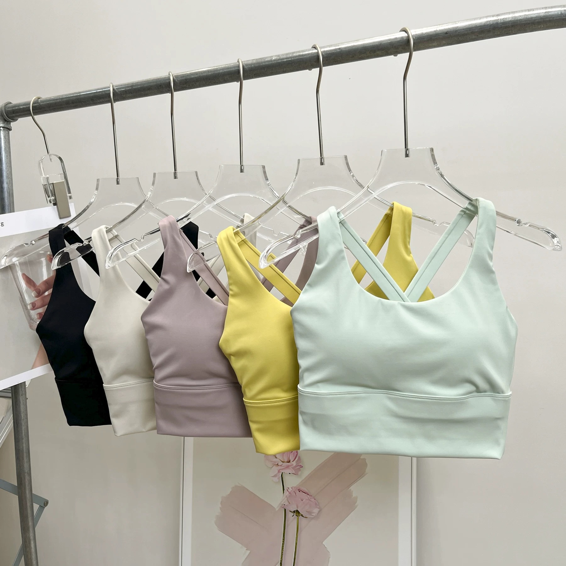حمالة صدر مقاومة للصدمات للجري - مراجعة Plunge Bra Push Up وسعره