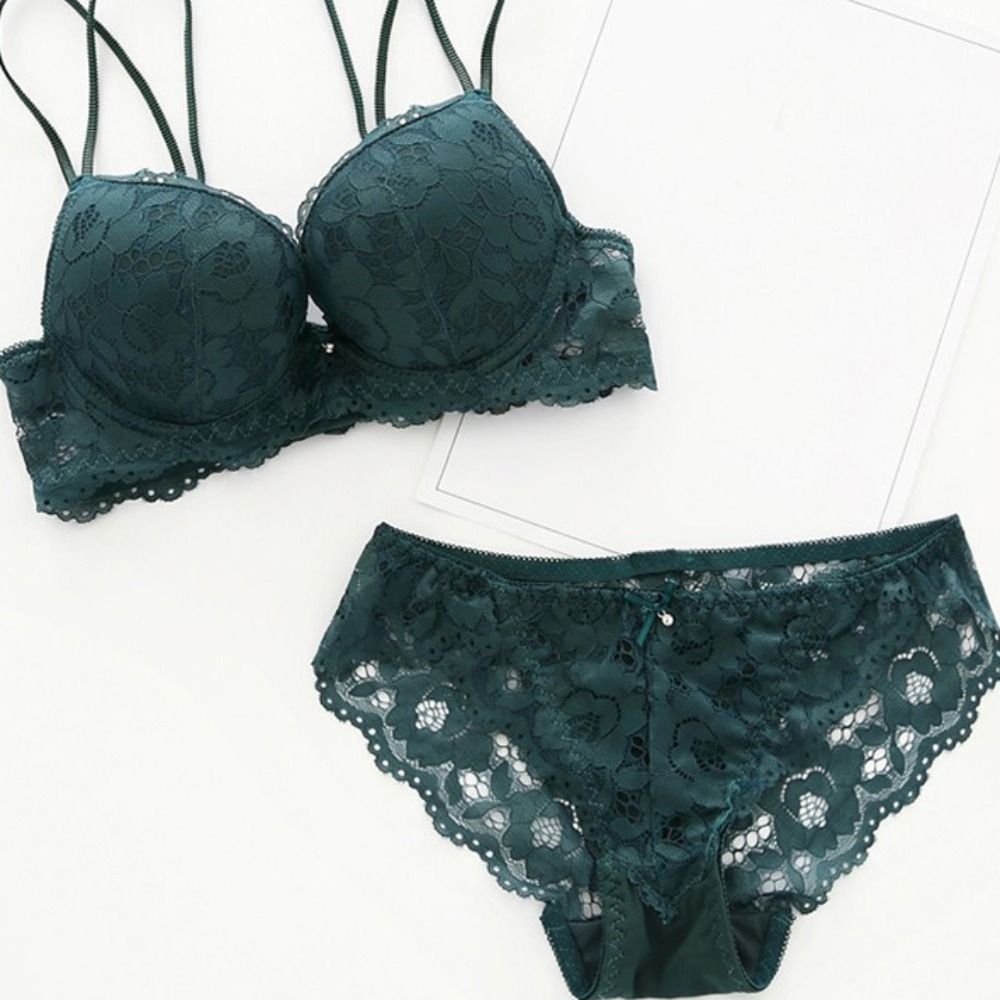 طقم حمالة صدر وسروال داخلي نسا - مراجعة Sheer Mesh Bra وسعره