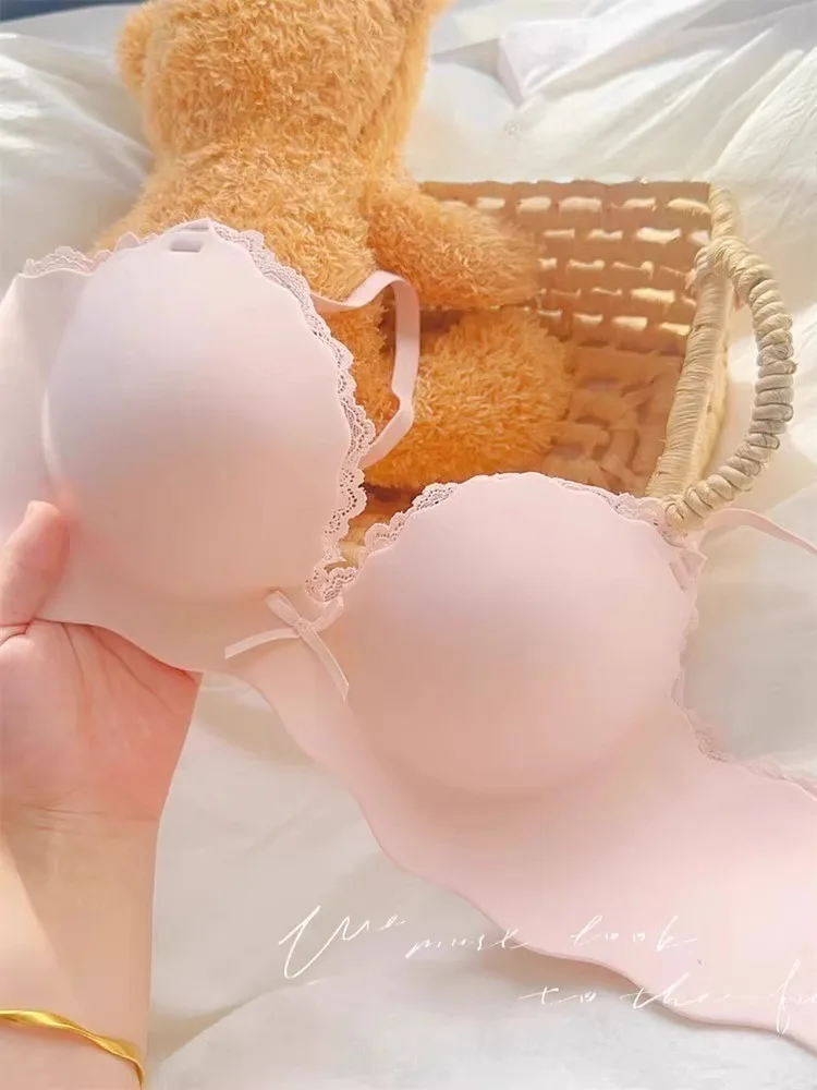 YUQI مجموعة حمالة صدر صغيرة بد - مراجعة T Shirt Bra Seamless وسعره
