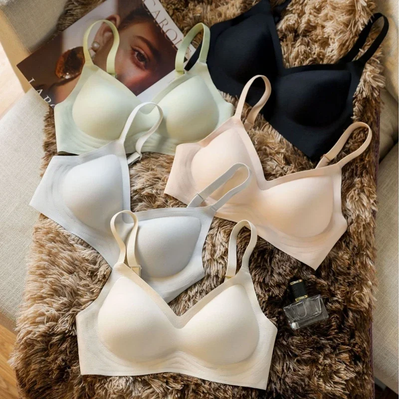 ملابس داخلية بدون خياطة للنساء - مراجعة T Shirt Bra Seamless وسعره